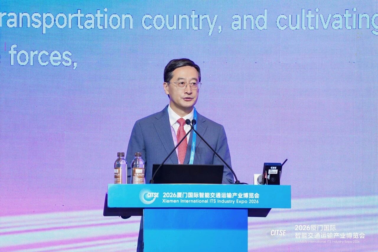 1778724814837993.jpg 图片3-中国智能交通协会理事长、北京航空航天大学校长 王云鹏.jpg